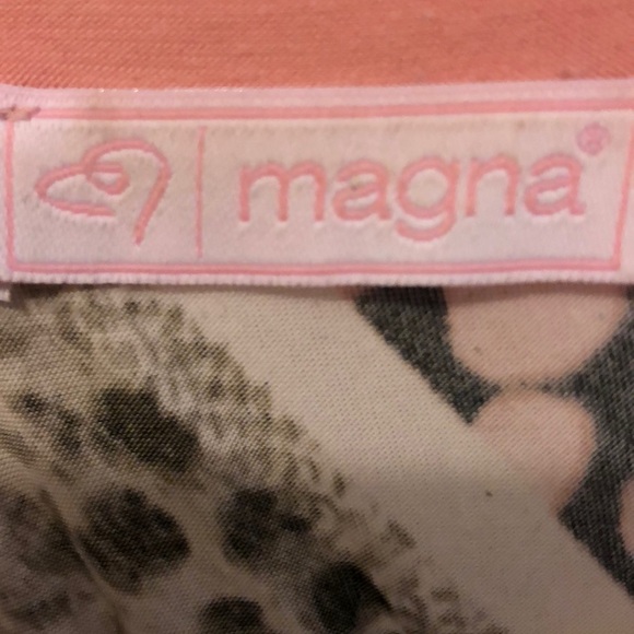 Magna Fashion size 14/16 pink/animal print tunic - Picture 2 of 6